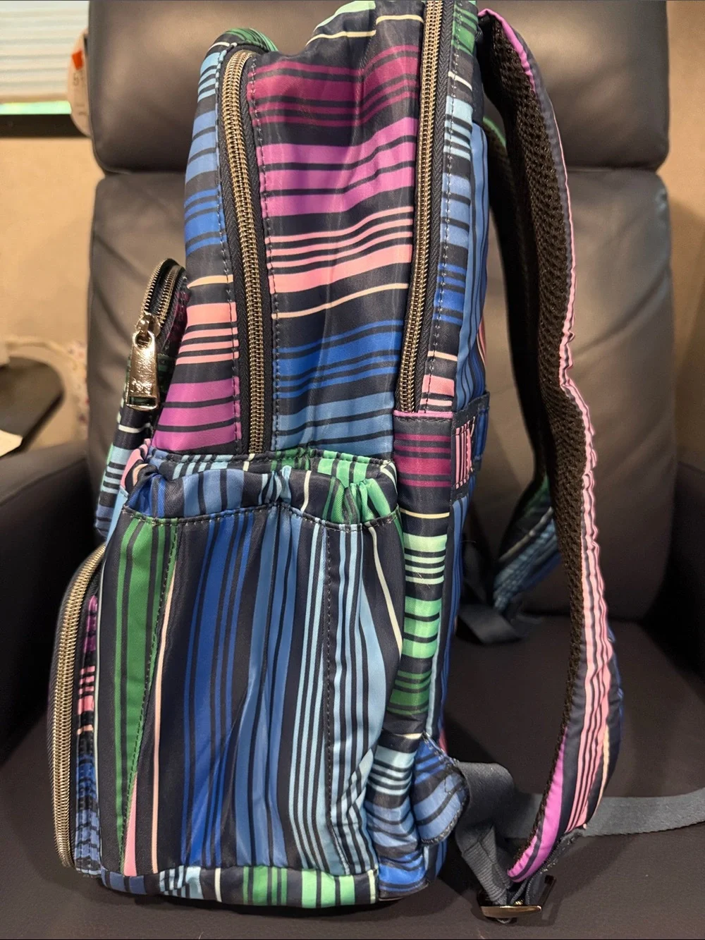 lug vibrant multicolor